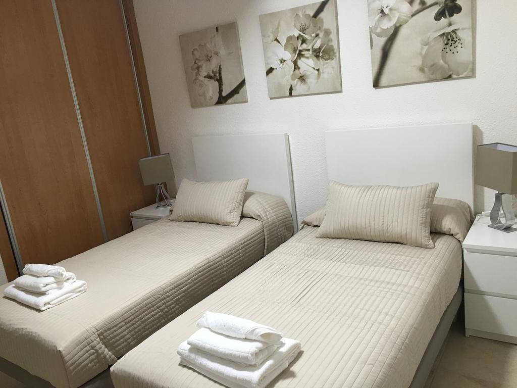Pension Alemania Alicante Room photo