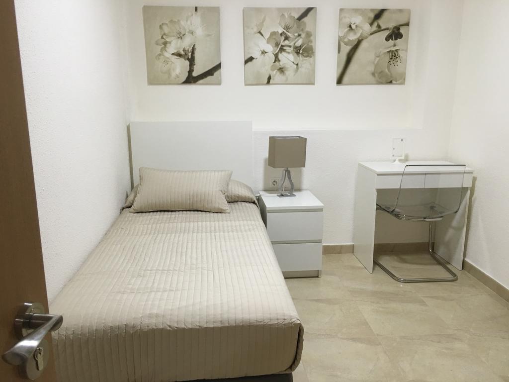 Pension Alemania Alicante Room photo