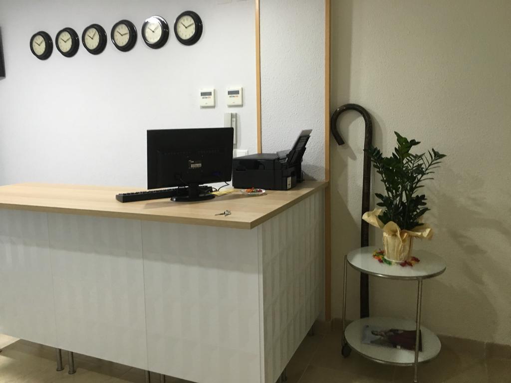 Pension Alemania Alicante Room photo
